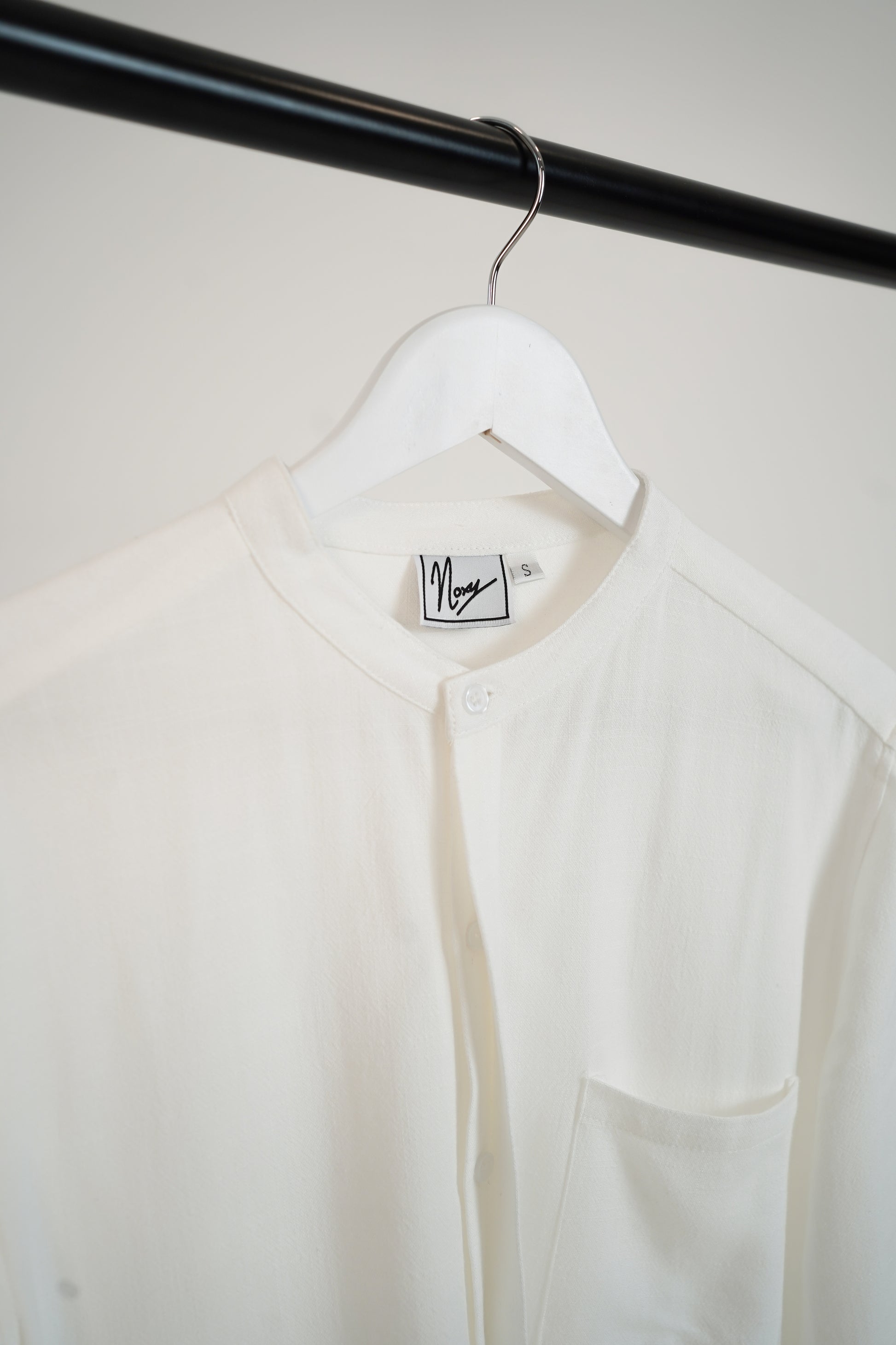 Oia White