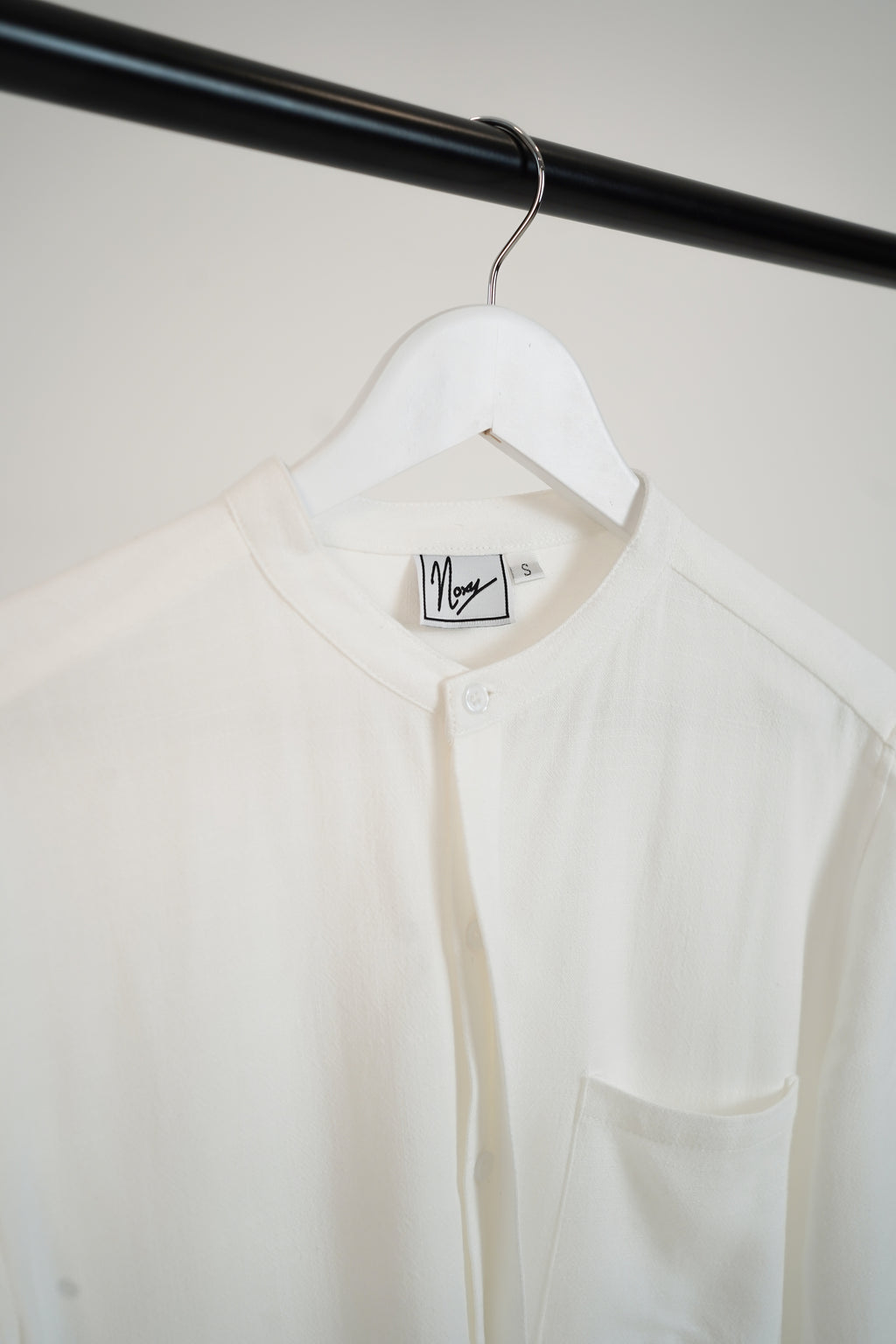 Oia White